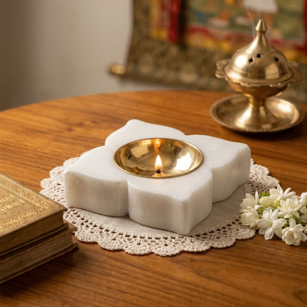 Ornamental Quatrefoil Marble Tealight Holder / Diya Set